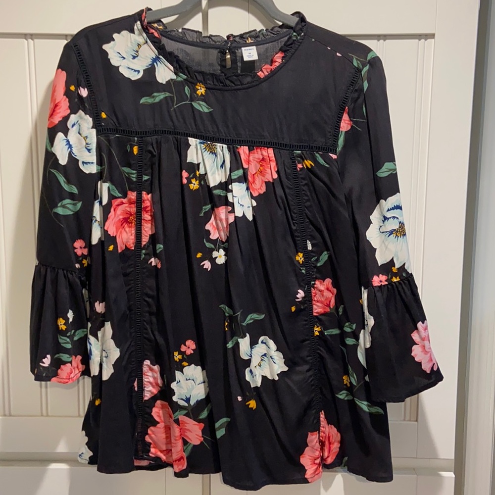 Beautiful Flower Top
